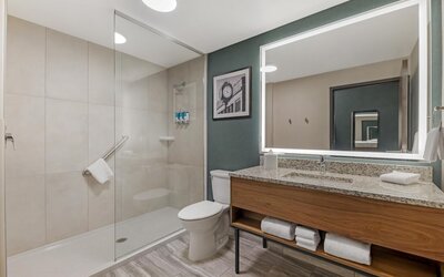 Drury Plaza Hotel Lincoln Downtown