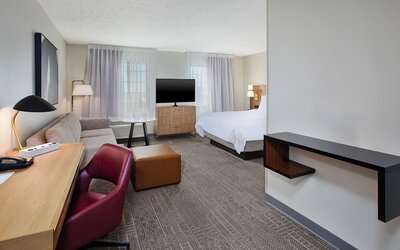 Staybridge Suites Lincoln Northeast by IHG