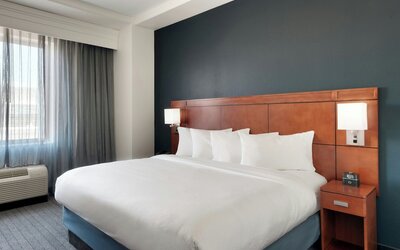 Courtyard by Marriott Lincoln Downtown