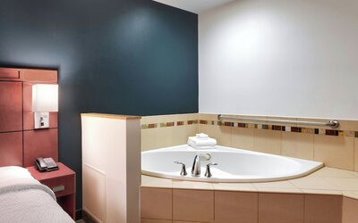 Courtyard by Marriott Lincoln Downtown