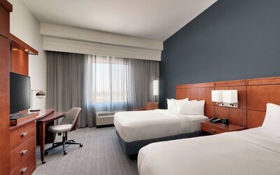 Courtyard by Marriott Lincoln Downtown