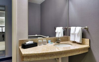 Courtyard by Marriott Lincoln Downtown