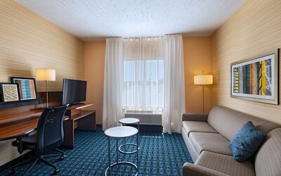 Fairfield Inn & Suites Lincoln Airport