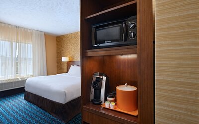 Fairfield Inn & Suites Lincoln Airport