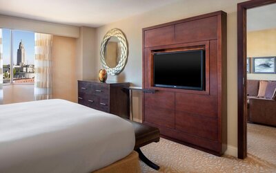 The Lincoln Marriott Cornhusker Hotel