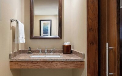 The Lincoln Marriott Cornhusker Hotel