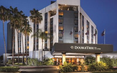 DoubleTree by Hilton Carson