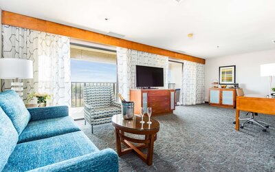 DoubleTree by Hilton Carson