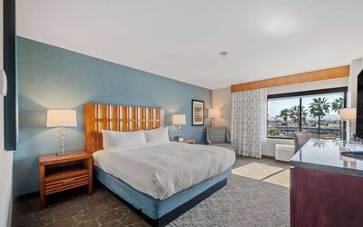 DoubleTree by Hilton Carson