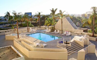 LA Crystal Hotel - Los Angeles Area