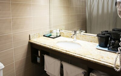 LA Crystal Hotel - Los Angeles Area