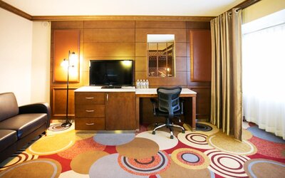 LA Crystal Hotel - Los Angeles Area