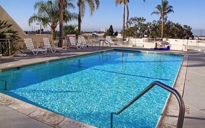 LA Crystal Hotel - Los Angeles Area