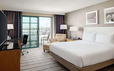 DoubleTree by Hilton San Pedro - Port of Los Angeles