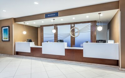 Crowne Plaza Los Angeles Harbor Hotel by IHG