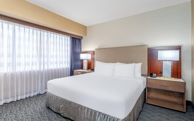 Crowne Plaza Los Angeles Harbor Hotel by IHG