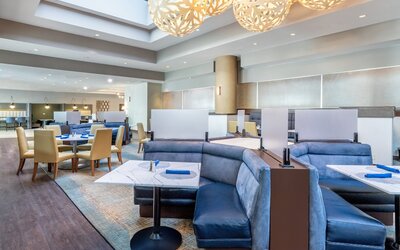Crowne Plaza Los Angeles Harbor Hotel by IHG