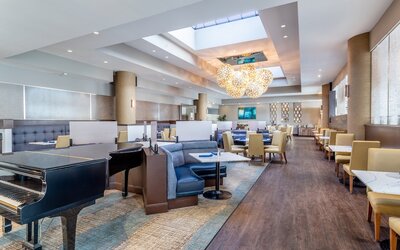 Crowne Plaza Los Angeles Harbor Hotel by IHG