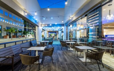 Crowne Plaza Los Angeles Harbor Hotel by IHG