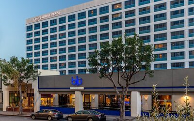 Crowne Plaza Los Angeles Harbor Hotel by IHG