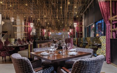 Hotel Bourré Bonne Louisville, Curio Collection by Hilton
