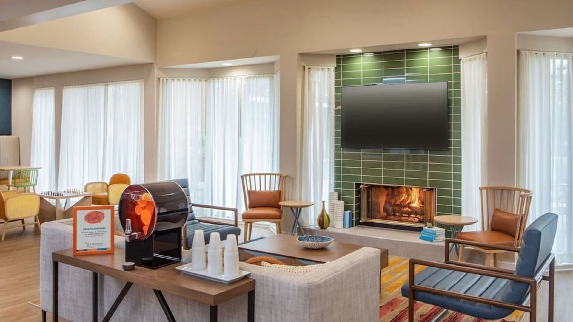 Lobby and lounge at Sonesta Select Boston Foxborough Mansfield.