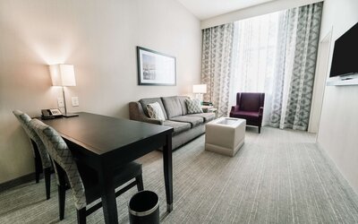 Embassy Suites Louisville Downtown