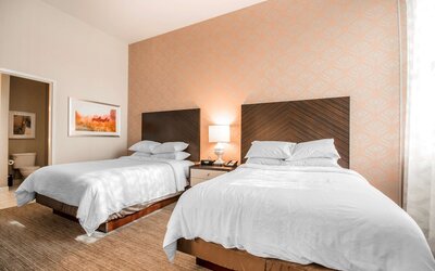Embassy Suites Louisville Downtown