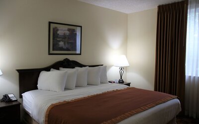 Hawthorn Suites by Wyndham Louisville East