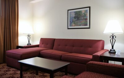Hawthorn Suites by Wyndham Louisville East