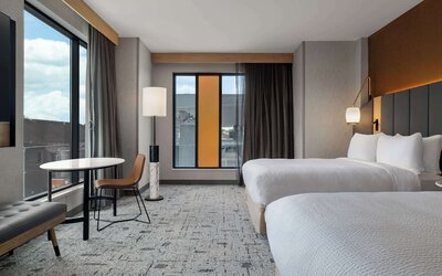 Tempo By Hilton Louisville Downtown Nulu