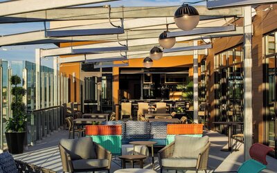 Tempo By Hilton Louisville Downtown Nulu