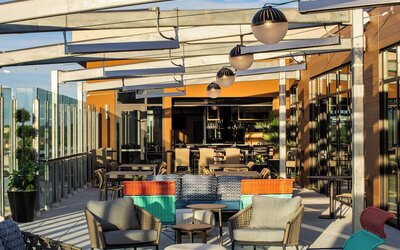 Tempo By Hilton Louisville Downtown Nulu