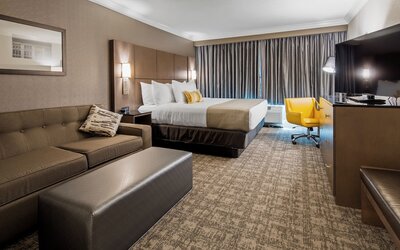 Cottonwood Airport & Expo Hotel Louisville