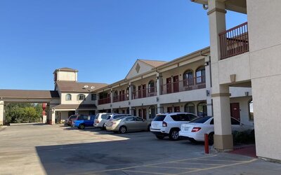 Parking space at Palace Inn Westheimer.

