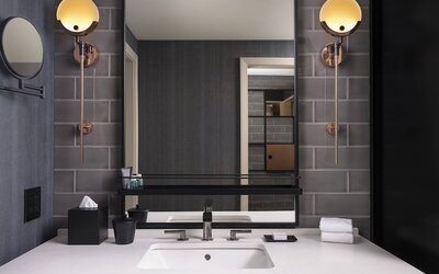 Hotel Distil, Autograph Collection