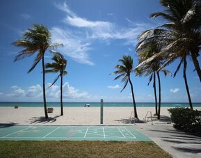 Beach access at Shore View Hotel.
