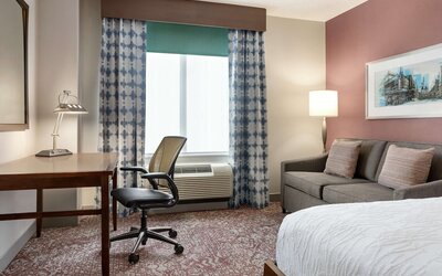 Hilton Garden Inn Louisville Downtown
