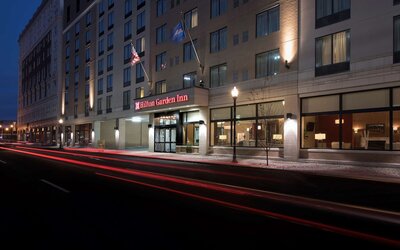 Hilton Garden Inn Louisville Downtown