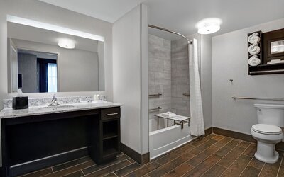 Homewood Suites By Hilton Louisville Airport