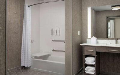 Homewood Suites By Hilton Louisville Airport