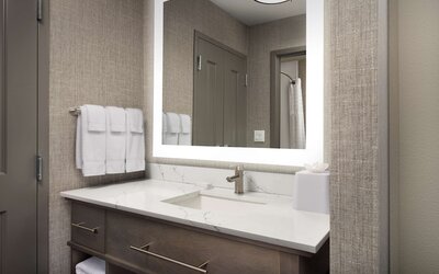 Homewood Suites By Hilton Louisville Airport