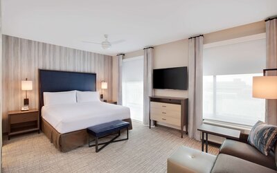 Homewood Suites by Hilton Louisville Downtown, KY