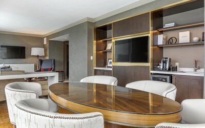 Omni Louisville Hotel
