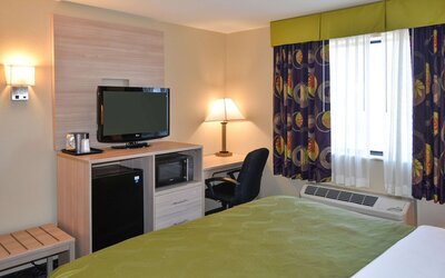 Quality Inn & Suites Brooks Louisville South