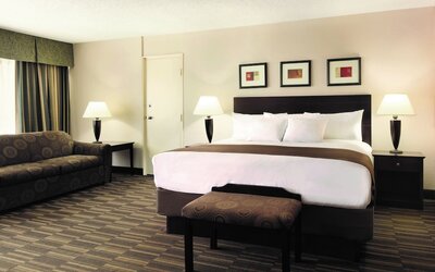 Radisson Hotel Louisville North