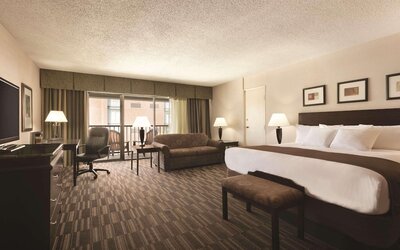 Radisson Hotel Louisville North