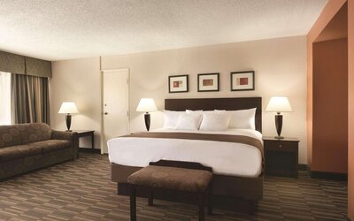 Radisson Hotel Louisville North