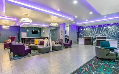 La Quinta Inn & Suites by Wyndham Lubbock South