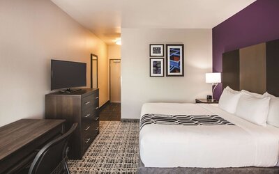 La Quinta Inn & Suites by Wyndham Lubbock South